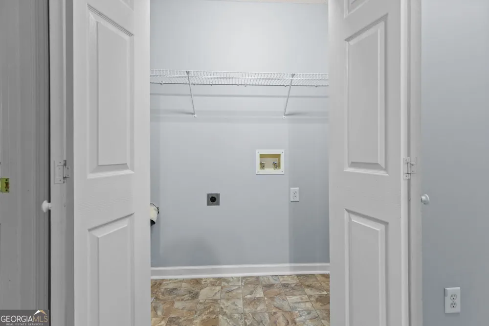 2510 Ft Daniels DR Dacula, GA 30019