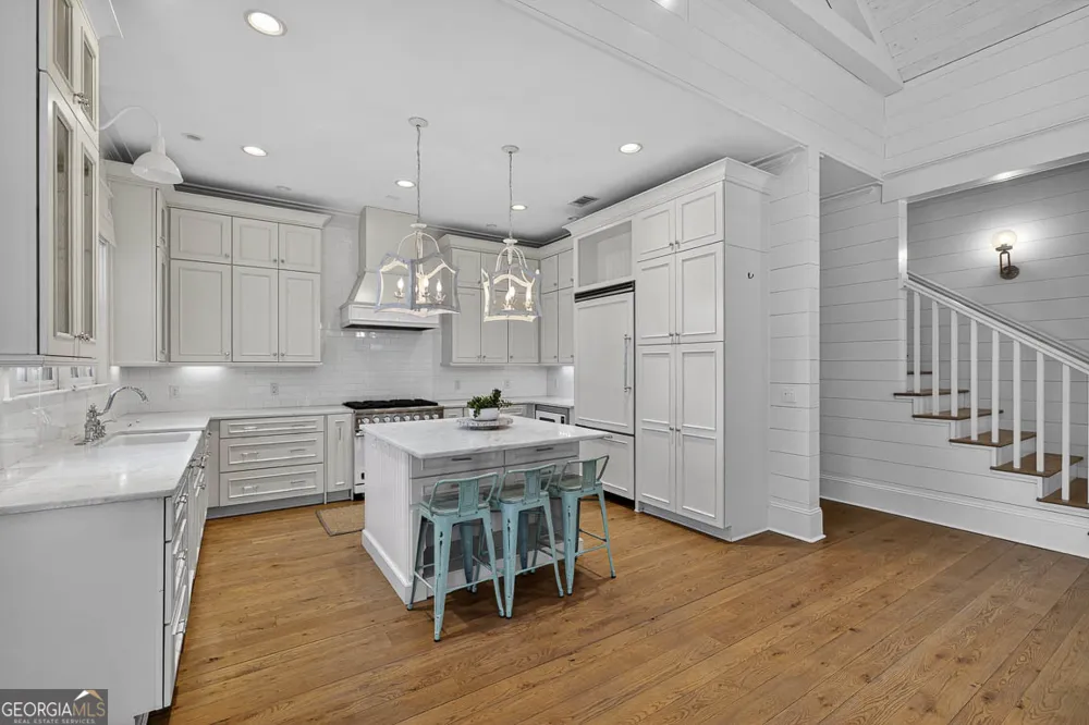 1030 Village Oaks Lane St. Simons, GA 31522