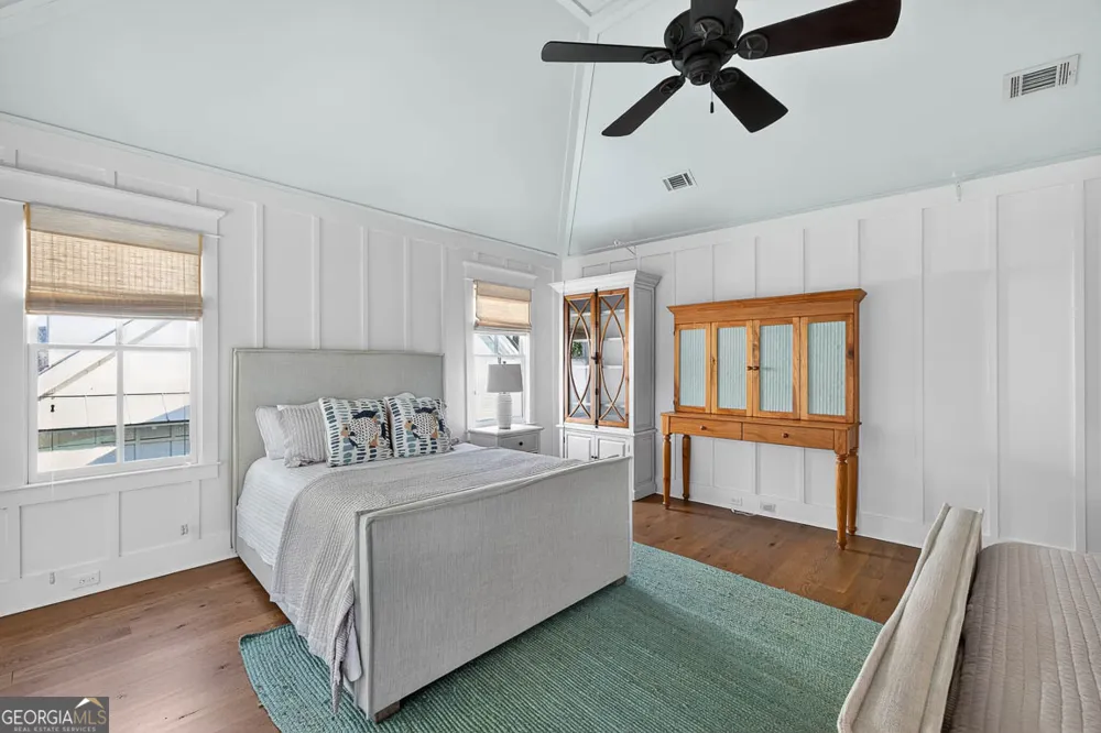 1030 Village Oaks Lane St. Simons, GA 31522