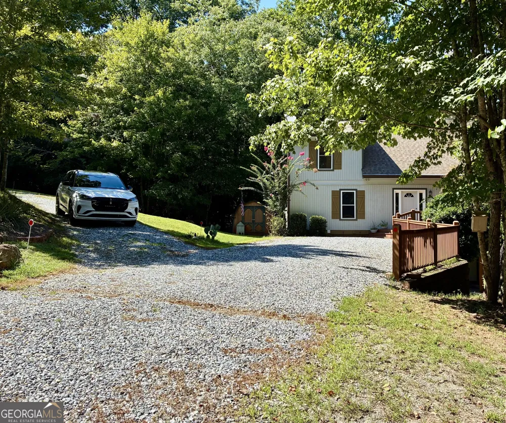 2585 Panorama DR Sautee Nacoochee, GA 30571