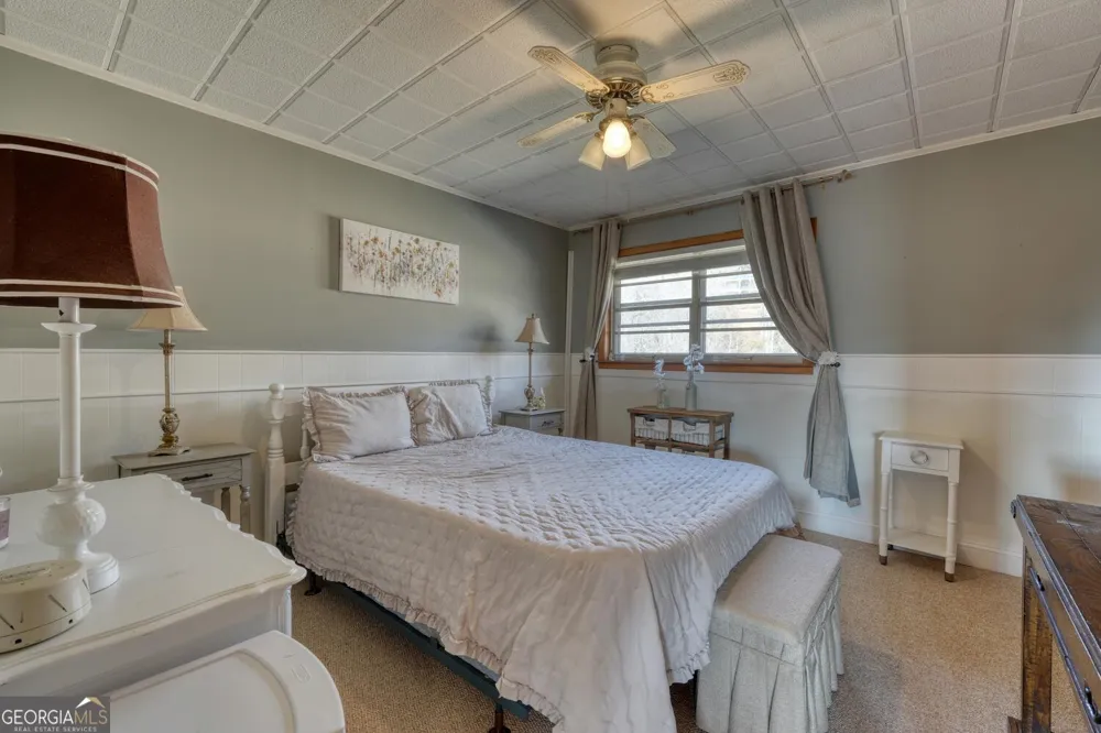 85 Chatuge Shores CIR Hayesville, NC 28904