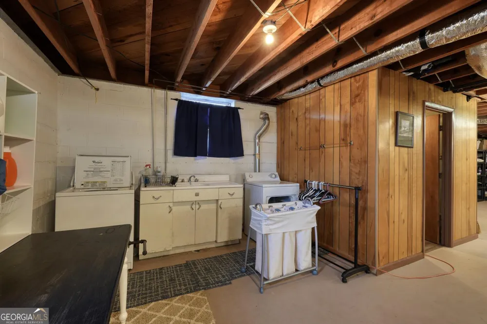 85 Chatuge Shores CIR Hayesville, NC 28904