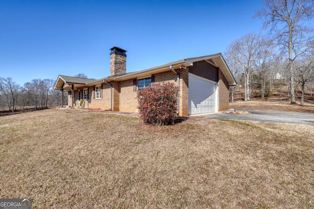 85 Chatuge Shores CIR Hayesville, NC 28904