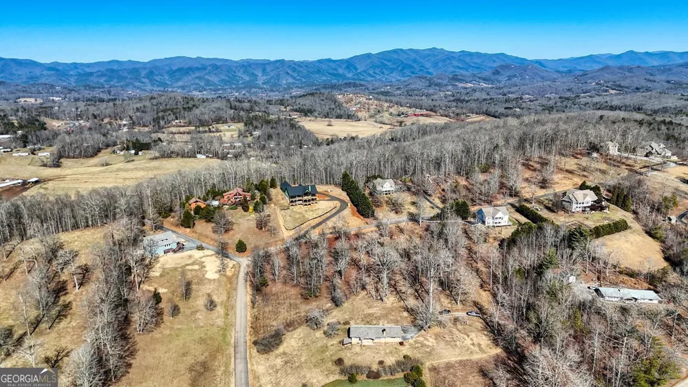 85 Chatuge Shores CIR Hayesville, NC 28904
