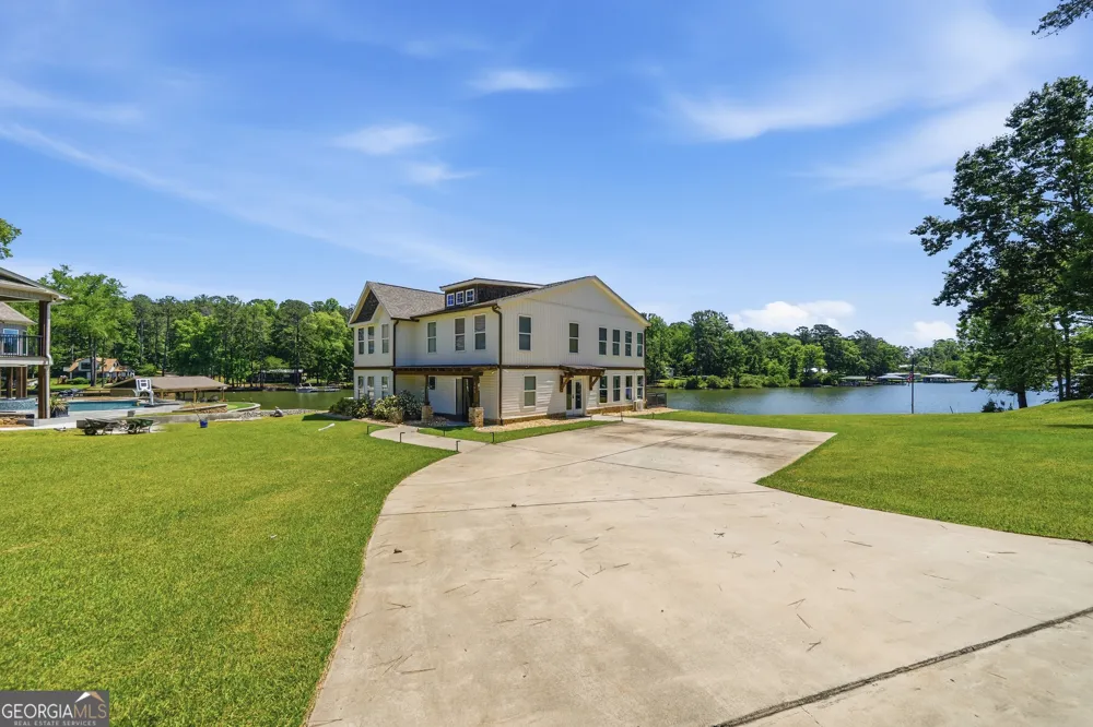 360 Sinclair RD Eatonton, GA 31024