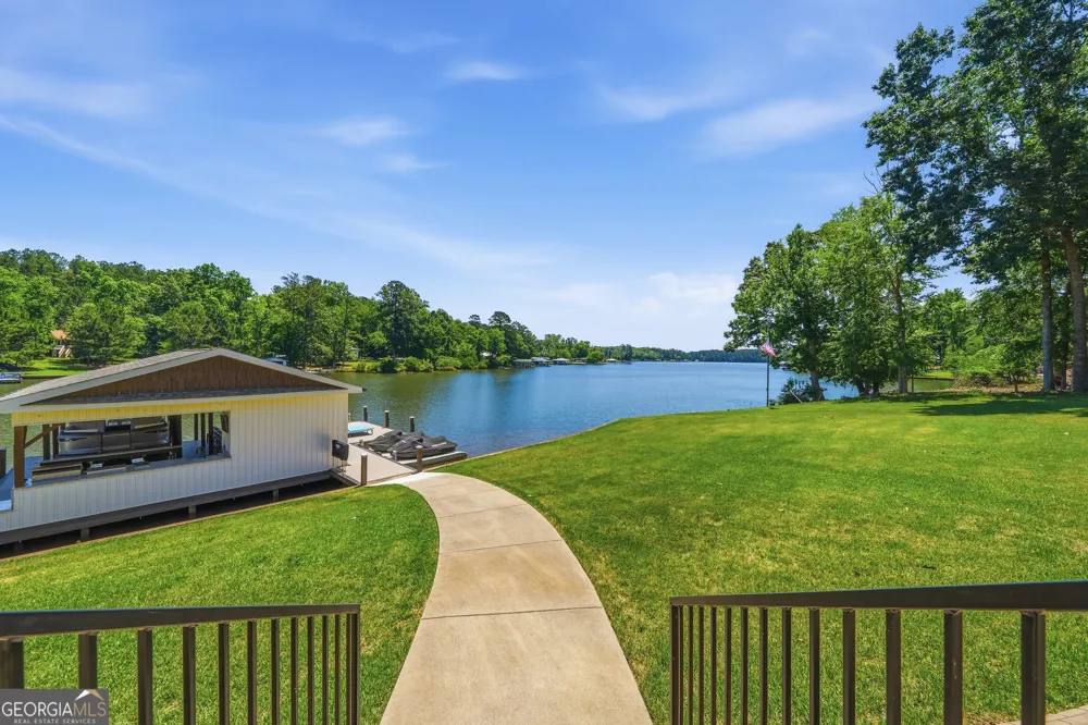 360 Sinclair RD Eatonton, GA 31024