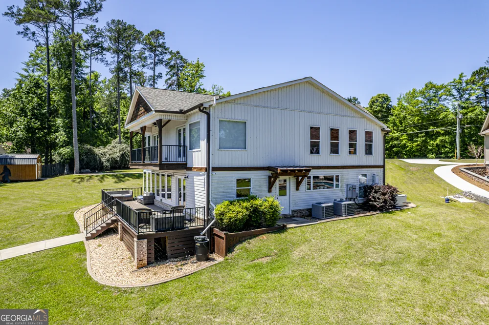 360 Sinclair RD Eatonton, GA 31024