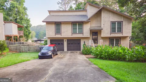 4737 Trailblazer CT NW