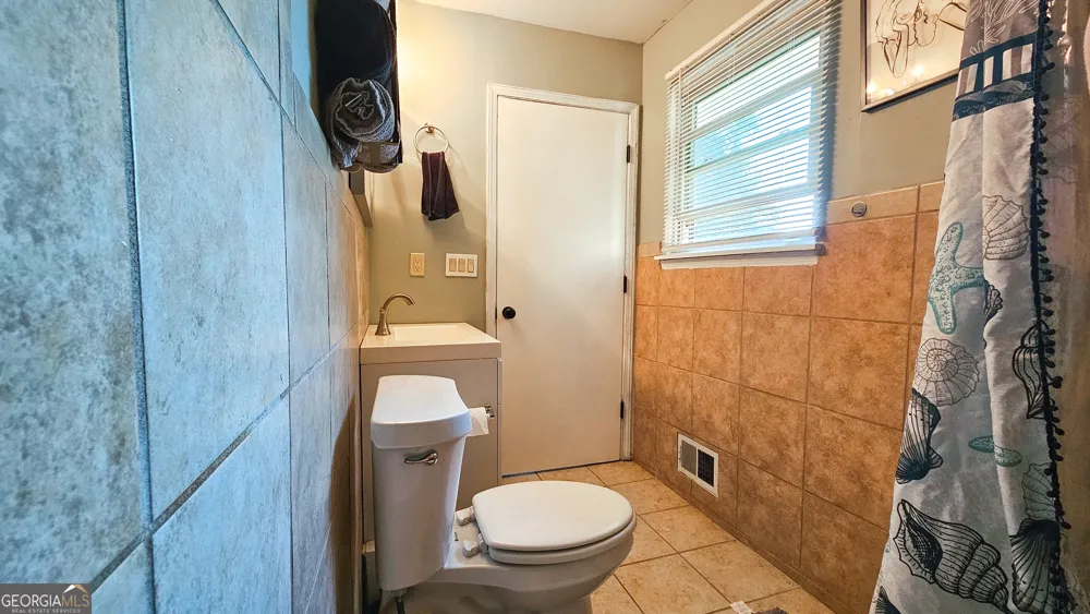 4737 Trailblazer CT NW Lilburn, GA 30047