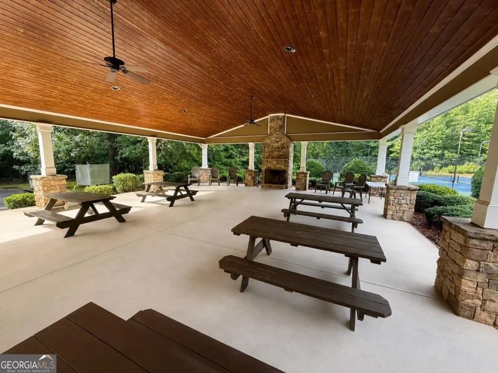 4662 Whitlow Ridge DR Bishop, GA 30621