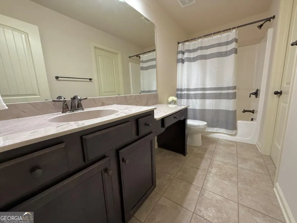 4662 Whitlow Ridge DR Bishop, GA 30621