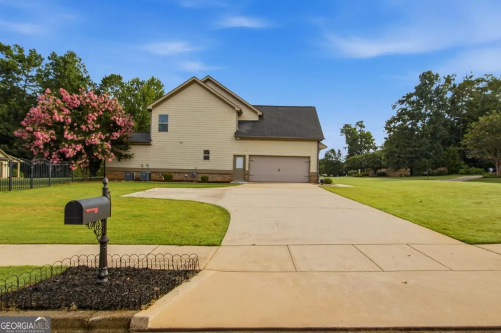 4662 Whitlow Ridge DR Bishop, GA 30621