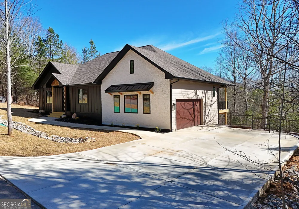 2408 Standing Meadows DR Young Harris, GA 30582