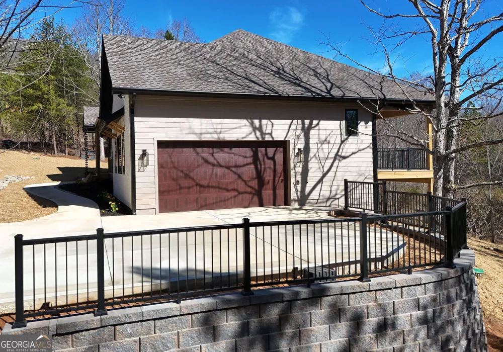 2408 Standing Meadows DR Young Harris, GA 30582