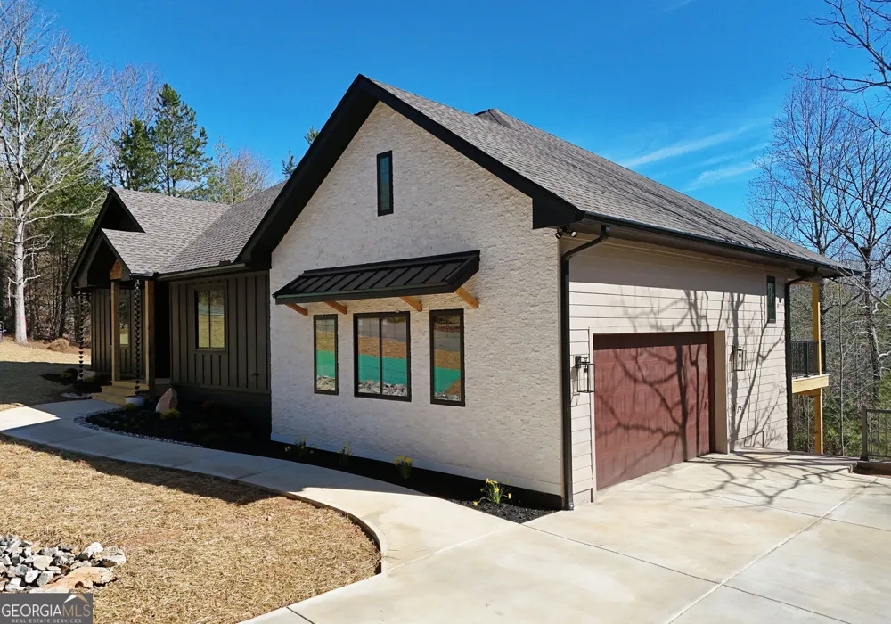 2408 Standing Meadows DR Young Harris, GA 30582