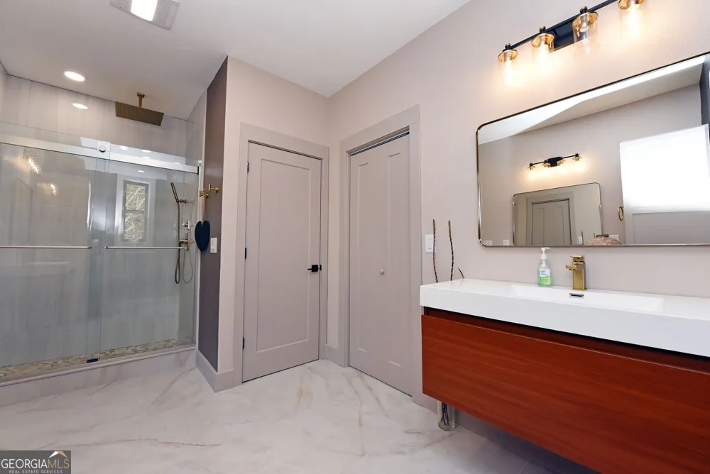 2408 Standing Meadows DR Young Harris, GA 30582