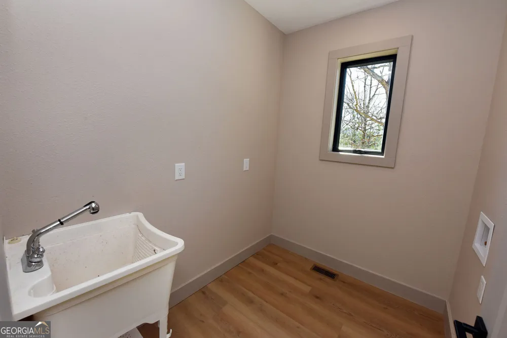 2408 Standing Meadows DR Young Harris, GA 30582