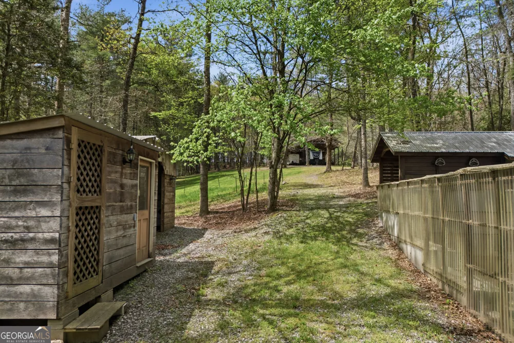 2685 Messer RD Young Harris, GA 30582