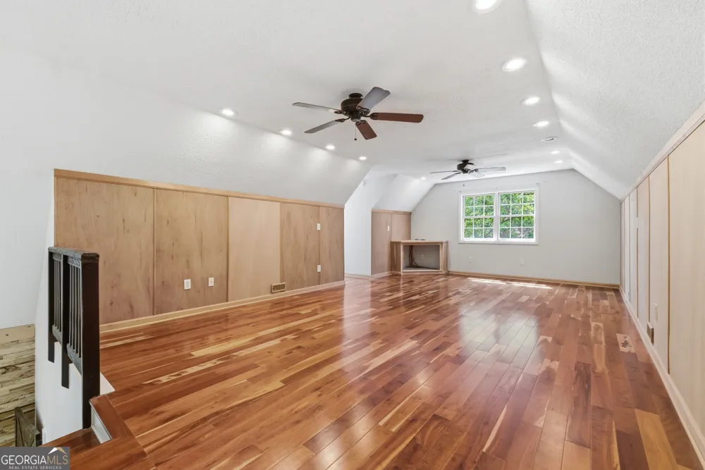 2685 Messer RD Young Harris, GA 30582