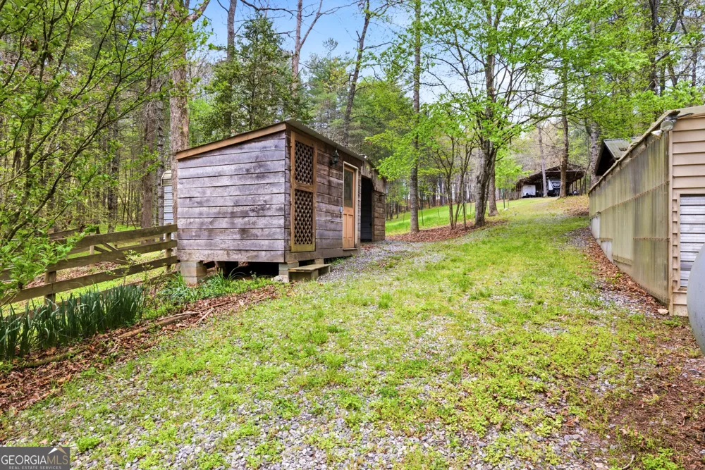 2685 Messer RD Young Harris, GA 30582