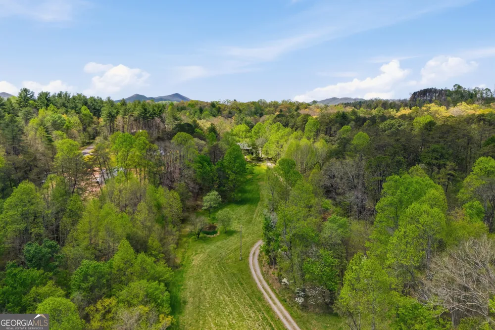2685 Messer RD Young Harris, GA 30582