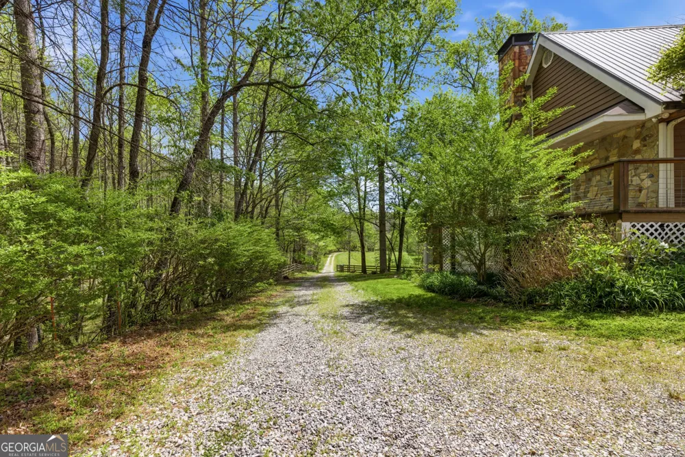2685 Messer RD Young Harris, GA 30582