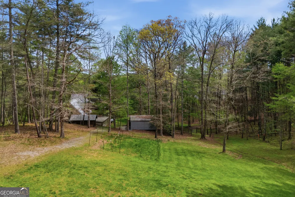 2685 Messer RD Young Harris, GA 30582
