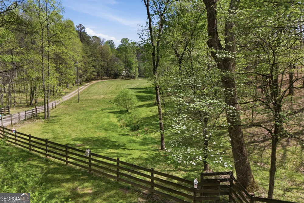2685 Messer RD Young Harris, GA 30582