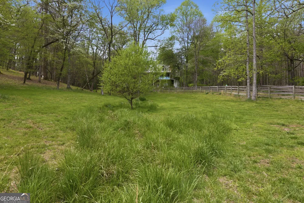 2685 Messer RD Young Harris, GA 30582