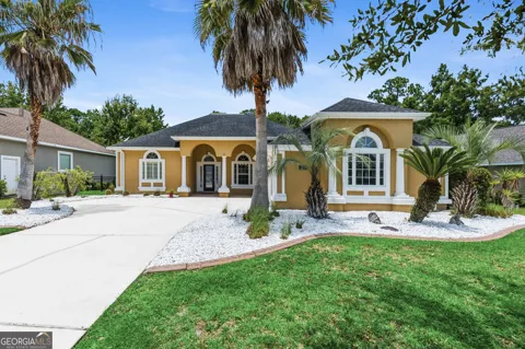 227 Edgewater DR