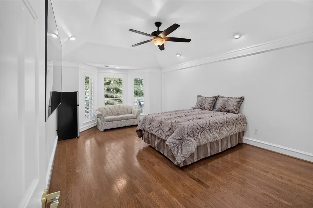 2805 Pine View Drive Grapevine, TX 76051