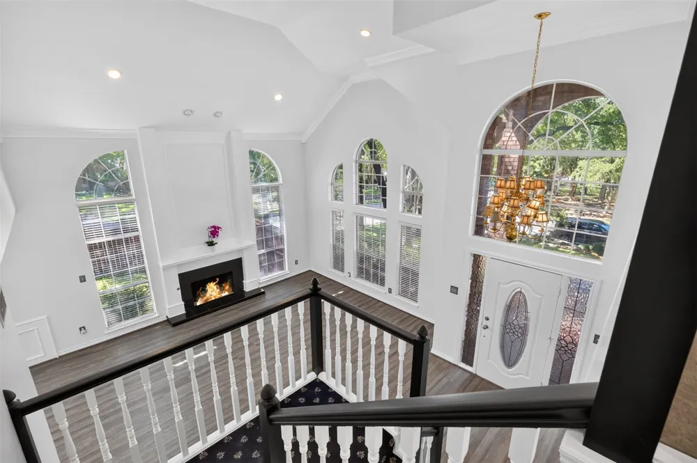 2805 Pine View Drive Grapevine, TX 76051