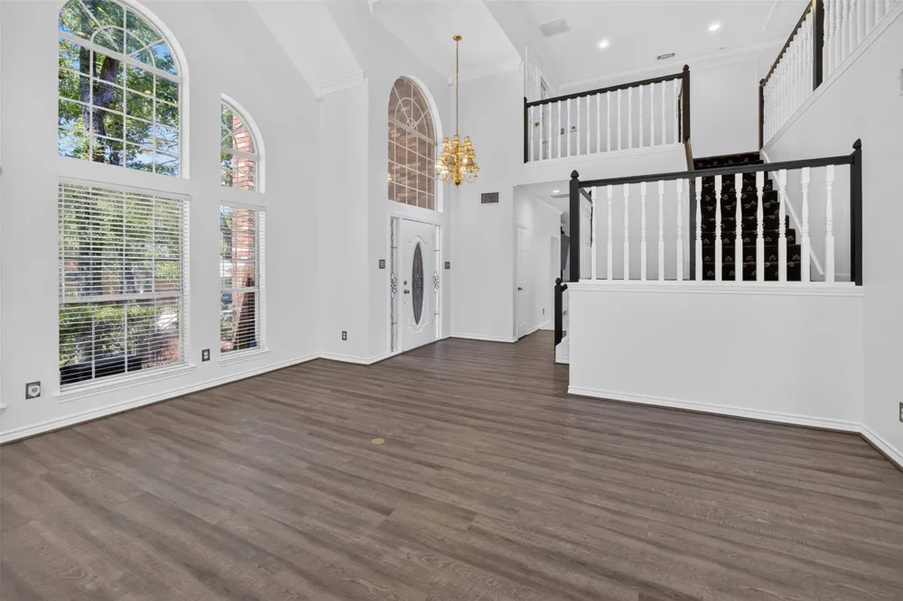 2805 Pine View Drive Grapevine, TX 76051