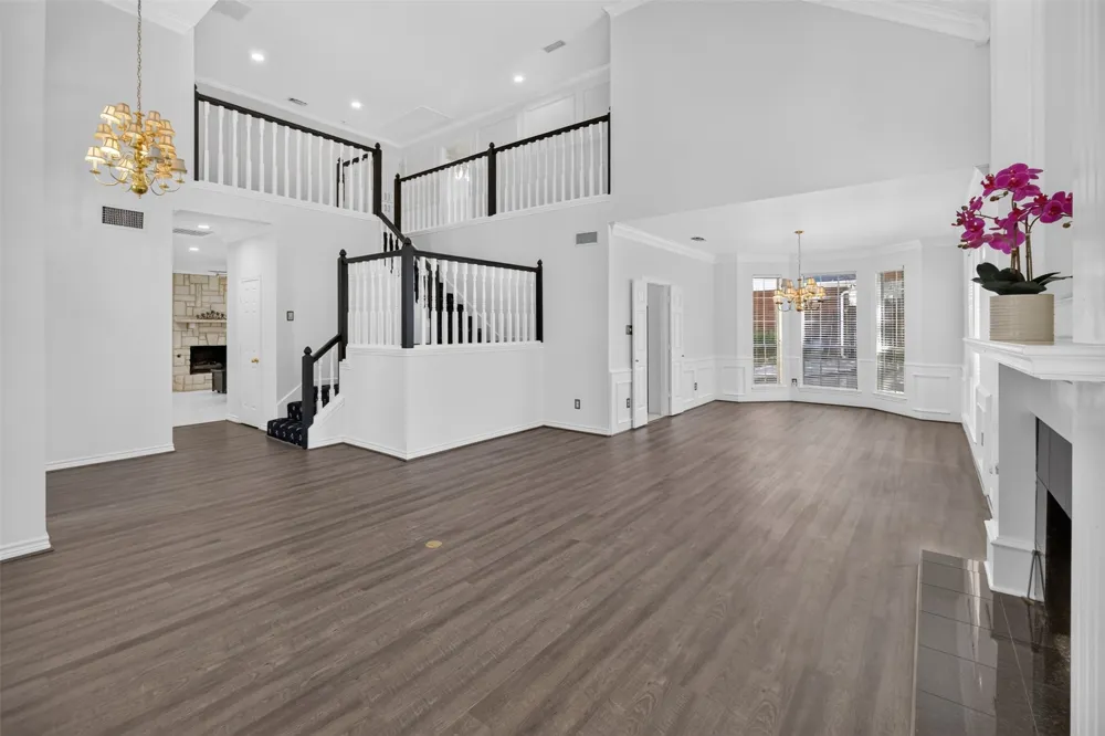 2805 Pine View Drive Grapevine, TX 76051