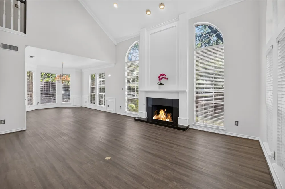 2805 Pine View Drive Grapevine, TX 76051