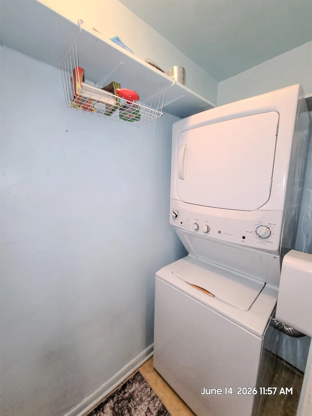 1048 Grenoble Lane Lansing City, MI 48917