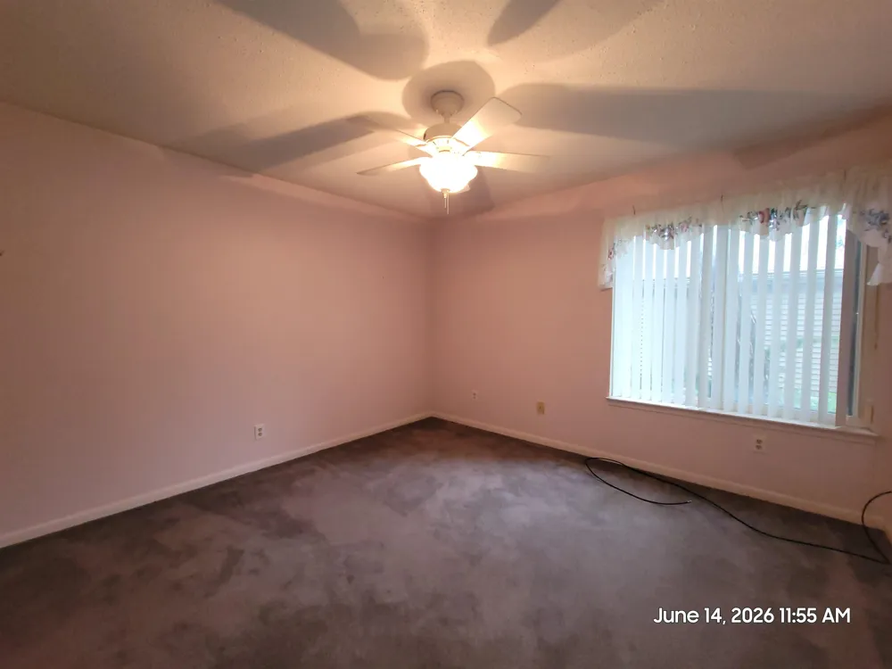 1048 Grenoble Lane Lansing City, MI 48917