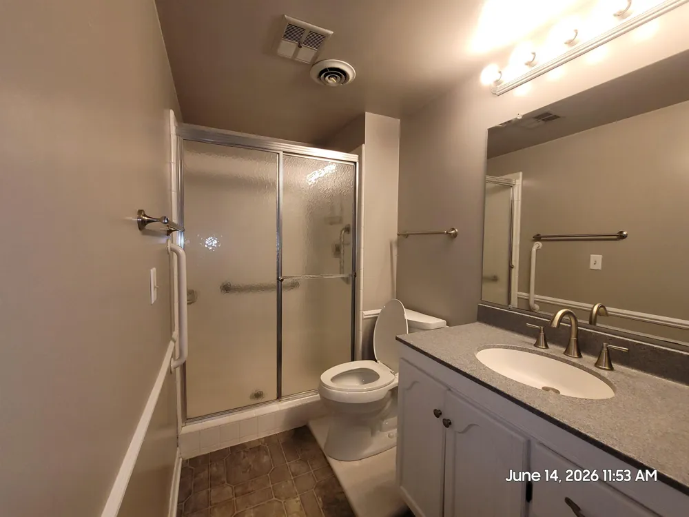 1048 Grenoble Lane Lansing City, MI 48917