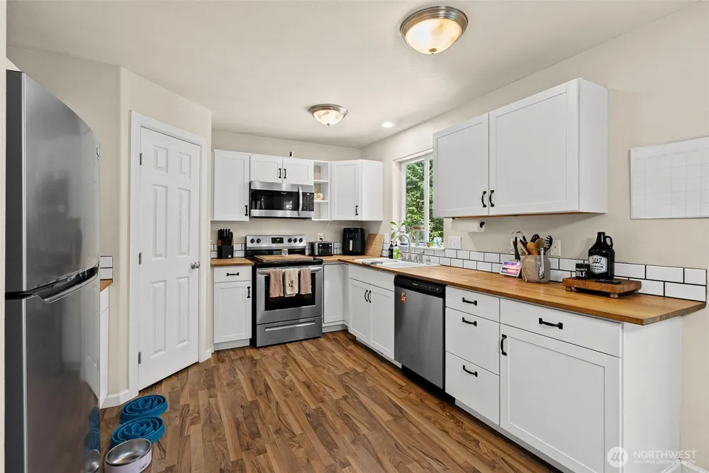 18102 Big Fir Court SE Yelm, WA 98597