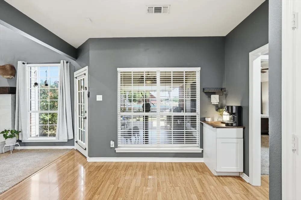 1328 Pierce Road Red Oak, TX 75154