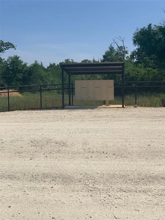 37 Cr 0389 Jewett, TX 75846