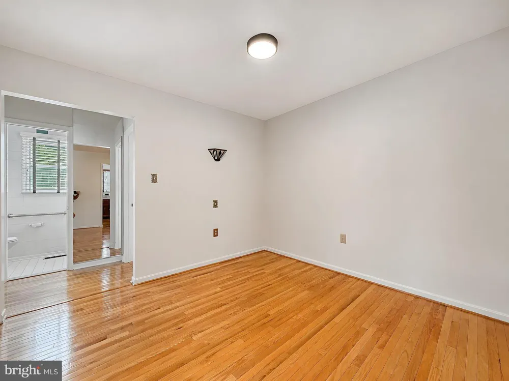 9301 LINHURST DRIVE Clinton, MD 20735