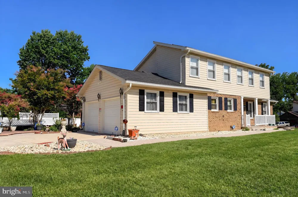 9301 LINHURST DRIVE Clinton, MD 20735