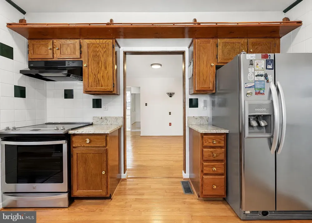9301 LINHURST DRIVE Clinton, MD 20735
