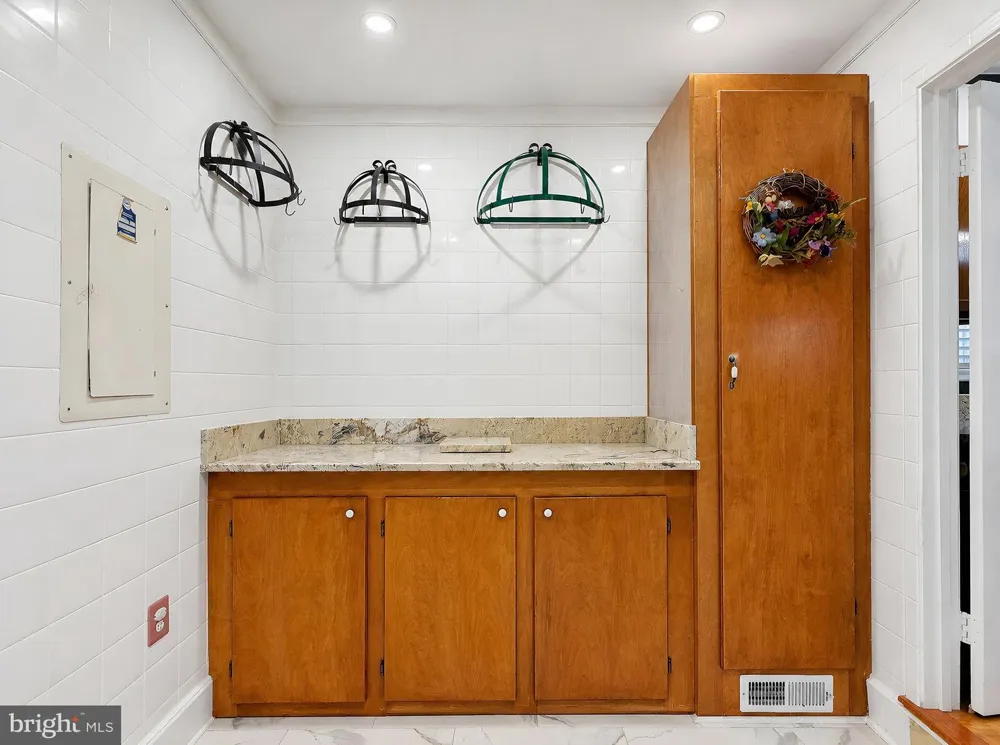 9301 LINHURST DRIVE Clinton, MD 20735