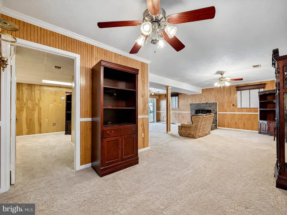9301 LINHURST DRIVE Clinton, MD 20735