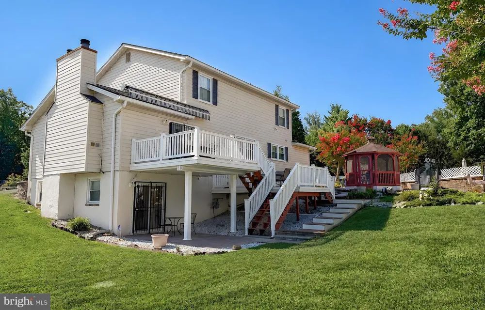9301 LINHURST DRIVE Clinton, MD 20735