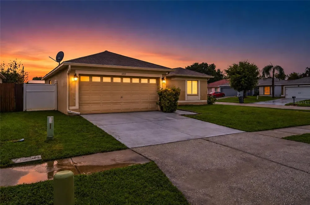 1210 BLUFIELD AVENUE Brandon, FL 33511