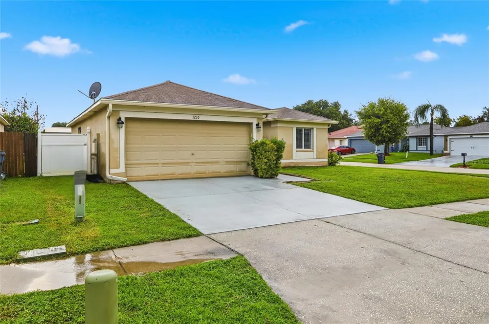1210 BLUFIELD AVENUE Brandon, FL 33511