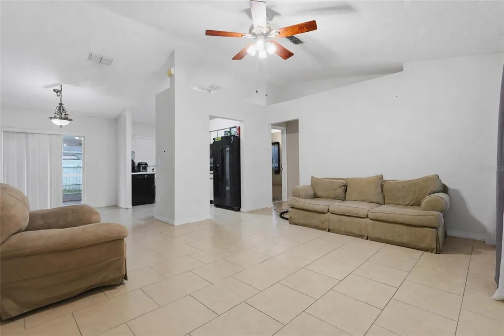 1210 BLUFIELD AVENUE Brandon, FL 33511